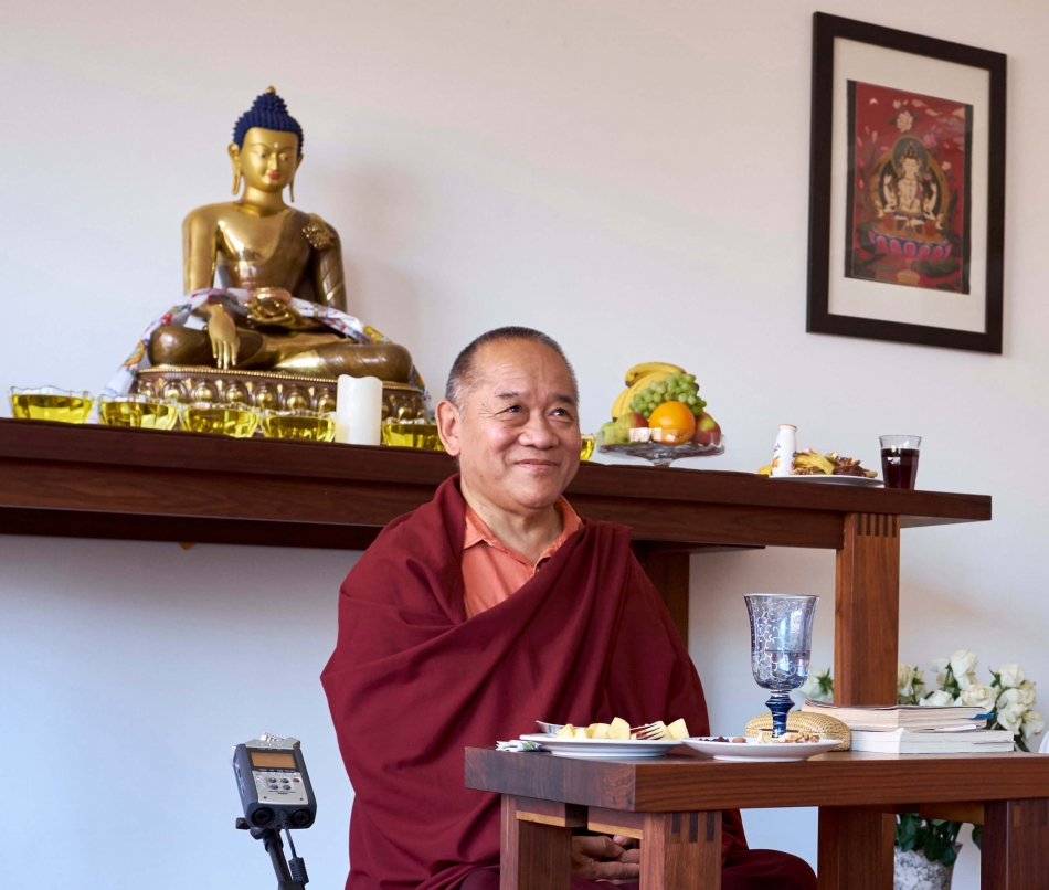Erklärungen zum Guru Yoga auf den 16. Karmapa